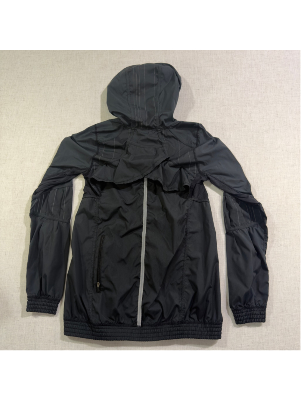 Lululemon Women’s 4 Black Half Zip Hooded Running Windbreaker Pullover Jacket - Picture 11 of 12